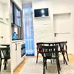 10, Lvapart 2 кім ізольовані центр з балконом безкоштовна парковка