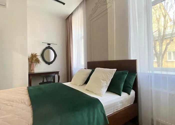 10, Lvapart 2 Кім Ізольовані Центр З Балконом Безкоштовна Парковка Apartman